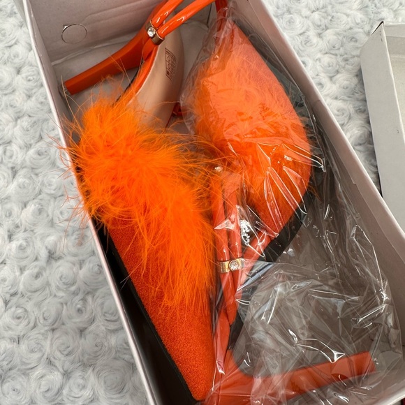 NIB Neon Orange Feather Trim Convertible Heels - Picture 3 of 7